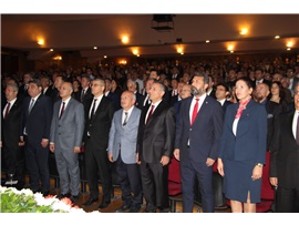 MERSİN BAROSU ATA’SINI ANDI