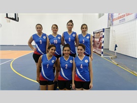 Antalya Barosu tarafından düzenlenen turnuvaya, Mersin Barosu Bayan Voleybol takımı da katılımda bulundu.