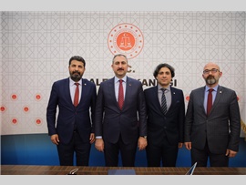 BARO BAŞKANIMIZ AV. BİLGİN YEŞİLBOĞAZ, YARGIDAKİ SORUNLARI ADALET BAKANI’NA DOSYAYLA SUNDU