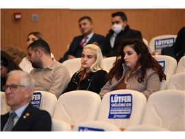 İNSAN HAKLARINA BAKIŞ KONULU PANEL DÜZENLENDİ