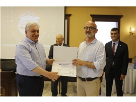 ARABULUCULUK EĞİTİMİNİ TAMAMLAYAN 4. GRUP KATILIMCILAR SERTİFİKALARINI ALDI
