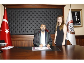 YEŞİLBOĞAZ:  “YARGININ SİYASALLAŞTIĞI, SİYASETİN DE YARGILAŞTIĞI DÖNEMDEYİZ”