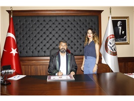 YEŞİLBOĞAZ:  “YARGININ SİYASALLAŞTIĞI, SİYASETİN DE YARGILAŞTIĞI DÖNEMDEYİZ”