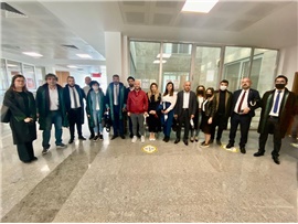 ERDEMLİ’DE “SANIK ROLÜ VERİLEN” MESLEKTAŞLARIMIZIN DURUŞMASINA KATILDIK