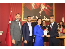 CUMHURİYET KUPASINDA DERECEYE GİREN AVUKATLARIMIZA PLAKET VERİLDİ