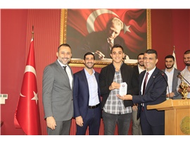CUMHURİYET KUPASINDA DERECEYE GİREN AVUKATLARIMIZA PLAKET VERİLDİ