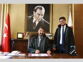 İKİ GENÇ AVUKATIMIZ YEMİN EDİP CÜBBE GİYDİ