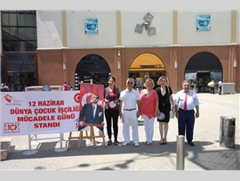 MERSİN BAROSU ÇOCUK HAKLARI MERKEZİMİZ TARAFINDAN DÜNYA ÇOCUK İŞÇİLİĞİ İLE MÜCADELE GÜNÜ KAPSAMINDA FORM AVM DE STAND KURULDU