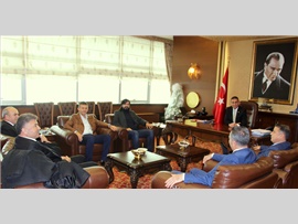 M.Ü.M.Y.O. Öğretim Üyesi Doç.Dr.Erol YAŞAR ve Mezitli Halk Eğitim Müdürü Sayın;Ali TURNA' nın ziyareti