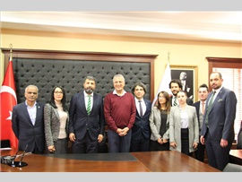 YEŞİLBOĞAZ: “YEREL YÖNETİMLERİ ANLAMLI KILAN TOPLUMA KATTIKLARI DEĞERDİR”