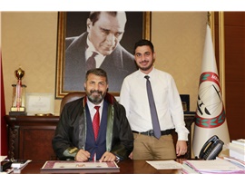 HUKUK MÜCADELESİ VERMEK İÇİN YEMİN ETTİLER