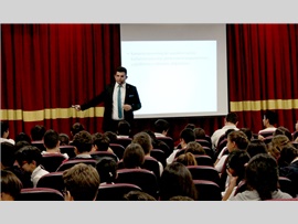 ÖĞRENCİLER ‘BİLİŞİM SUÇLARI’ KONUSUNDA BİLİNÇLENDİRİLDİ