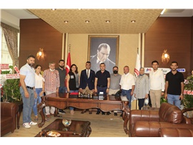 AK PARTİ TOROSLAR İLÇE YÖNETİMİNDEN, BARO BAŞKANIMIZ ÖZDEMİR’E ZİYARET