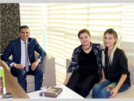 BARO BAŞKANIMIZ AV. ALİ ER, AV. HATİCE KAYA’YI ZİYARET ETTİ