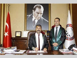 YEŞİLBOĞAZ: “HUKUKSUZLUK, HUKUK HALİNE GETİRİLMEYE ÇALIŞILIYOR”