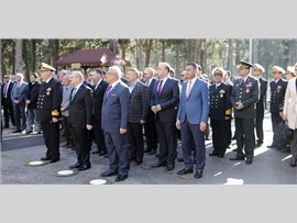 Baro başkanımız Av. Ali ER, Çanakkale şehitlerimizi anma programına katıldı.