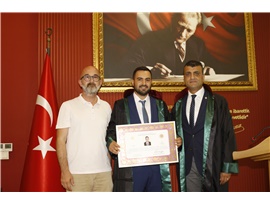 CÜBBE GİYİP AVUKAT OLDULAR