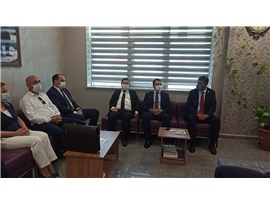 TARSUS CUMHURİYET BAŞSAVCISI TİRYAKİ VE KOMİSYON BAŞKANI KOÇ’TAN TARSUS BARO ODASINA ZİYARET