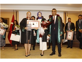 33 STAJYER AVUKATIMIZ YEMİN EDİP CÜBBE GİYDİ