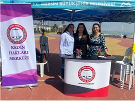 KADININ HUKUKİ HAKLARINI ANLATAN BROŞÜR DAĞITILDI