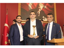 MERSİN BAROSU GELENEKSEL TAVLA, MASA TENİSİ VE SATRANÇ TURNUVASI KUPA TÖRENİ YAPILDI