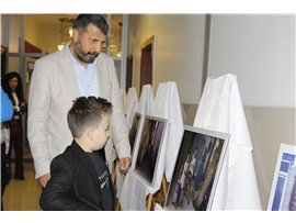 MERSİN BAROSUNDA ‘ÇOCUK GÖZÜMLE ÇOCUKLAR’ FOTOĞRAF SERGİSİ AÇILDI