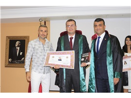 CÜBBE GİYİP AVUKATLIK MESLEĞİNE İLK ADIMI ATTILAR