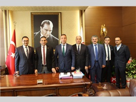 MALİ MÜŞAVİRLER ODASI BAŞKANI SAYIN; ÖMER FARUK TOKGÖZ VE YÖNETİM KURULU ÜYELERİ'NİN ZİYARETİ.