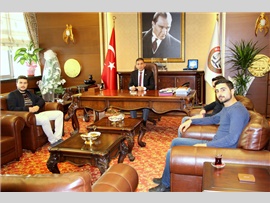 MERSİN TOROS ÜNİVERSİTESİ SAĞLIK YÖNETİM BÖLÜM BAŞKANI VE ÜYELERİ, BAŞKANIMIZI MAKAMINDA ZİYARET ETTİLER.