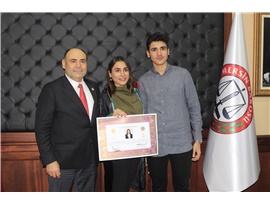 CÜBBELERİNİ GİYİP AVUKAT OLDULAR