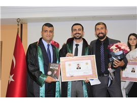 CÜBBELERİNİ GİYİP AVUKAT OLDULAR