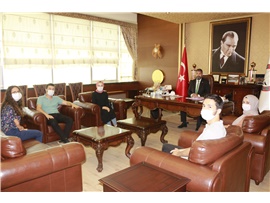 BAŞKANIMIZ YEŞİLBOĞAZ: “KARŞILAŞTIĞINIZ HİÇBİR HAK İHLALİNE ‘BANANE’ DİYEMEZSİNİZ”