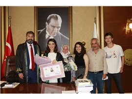GENÇ MESLEKTAŞLARIMIZ RUHSATLARINI ALARAK BAROMUZA GÜÇ KATTILAR