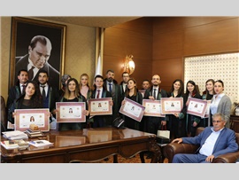 “HAK, HUKUK VE ADALET SLOGAN OLMAKTAN ÖTEYE GİTMİYOR”
