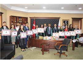 25 STAJYER AVUKATIMIZ CÜBBE GİYME HAYALİNE KAVUŞTU