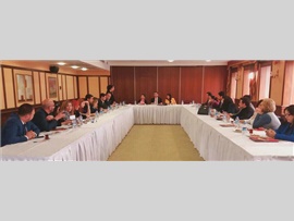 Baro Başkanımız Av.Ali ER, Baromuzun merkez,kulüp ve komisyonları ile birlikte toplantı yaptı