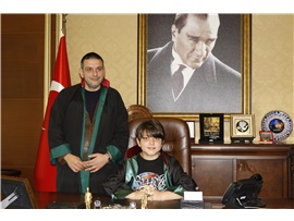 23 NİSAN’DA BARO BAŞKANLIĞI KOLTUĞU ÇOCUKLARA EMANET
