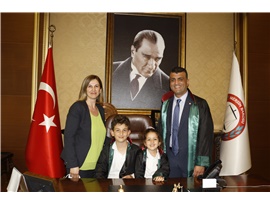 23 NİSAN’DA BARO BAŞKANLIĞI KOLTUĞU ÇOCUKLARA EMANET