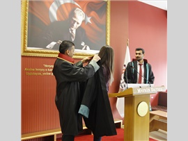 MERSİN BAROSU’NDAN AVUKATLARI GELECEĞE HAZIRLAYAN PROJE