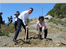 AVUKATLAR HAFTASI ETKİNLİKLERİ KAPSAMINDA, ANAMUR'DA AVUKATLARIMIZ PİKNİKTE BİR ARAYA GELDİ