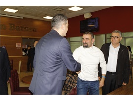 TBB BAŞKANIMIZ AV. R. ERİNÇ SAĞKAN, BAROMUZU VE DEPREMZEDE AVUKATLARIMIZI ZİYARET ETTİ