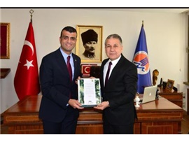 MERSİN ÜNİVERSİTESİ REKTÖRLÜĞÜ GÖREVİNE ATANAN PROF.DR. EROL YAŞAR İLE BİR ARAYA GELDİK