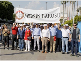 MERSİN BAROSU 1 MAYIS EMEK VE DAYANIŞMA BAYRAMI'NI KUTLADI