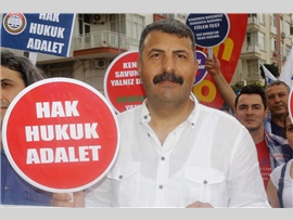 MERSİN BAROSU EMEK, ÖZGÜRLÜK, ADALET, İNSANCA YAŞAM İÇİN 1 MAYIS’TA ALANDA