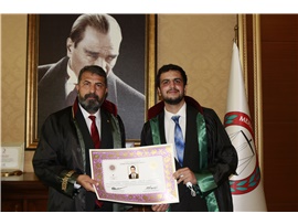EN ZOR ŞARTLARDA DAHİ MESLEĞİ VE MESLEKTAŞINIZI SAVUNUN