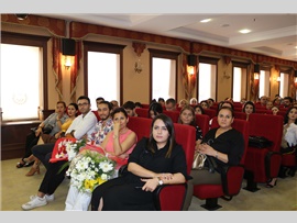 STAJINI TAMAMLAYAN 28 AVUKAT CÜBBE GİYİP RUHSAT ALDI
