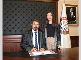 STAJINI TAMAMLAYAN 28 AVUKAT CÜBBE GİYİP RUHSAT ALDI