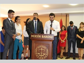 STAJINI TAMAMLAYAN 28 AVUKAT CÜBBE GİYİP RUHSAT ALDI