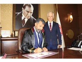 HALİL DELİBAŞ 66 YAŞINDA CÜBBE GİYEREK AVUKAT OLDU