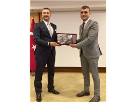 HUKUKÇULARA YÖNELİK MESLEK İÇİ EĞİTİM PROGRAMI DÜZENLENDİ